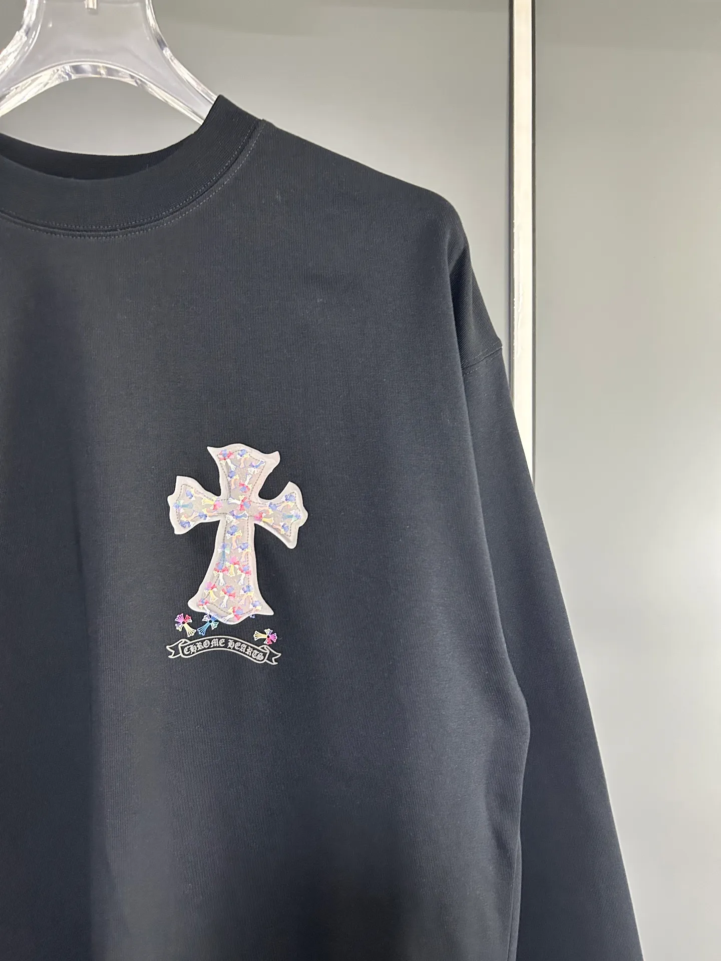 P230 2026 new (exclusive) Chrome Hearts autumn and winter limited edition heavyweight high-weight long-sleeved T-shirt, customized Dreamweaver Yayun ribbed cotton designer concept style Fabric: Heavy 380g Size: S M L XL Color: White Black